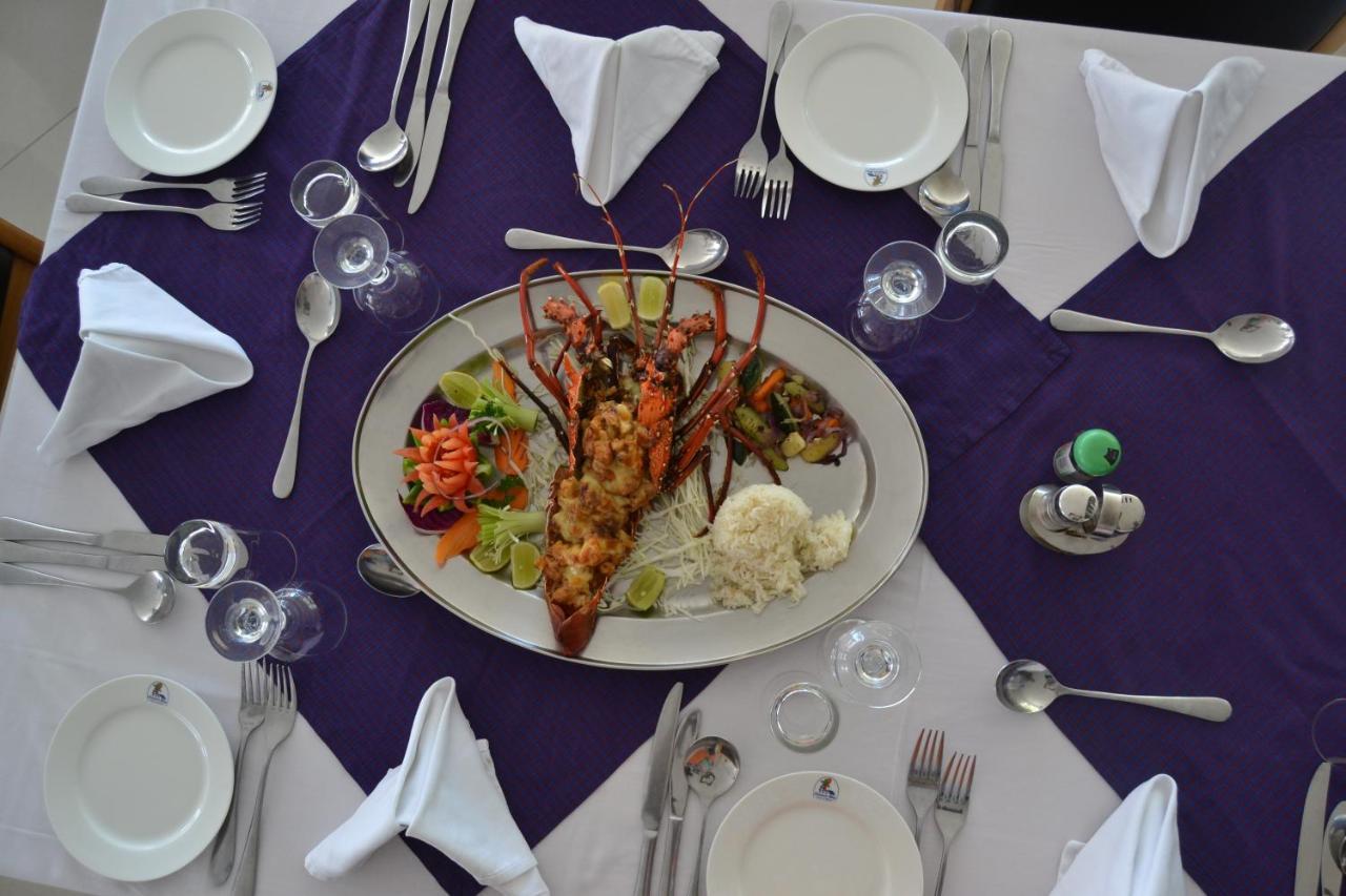 Oceanic Bay Hotel & Resort Багамойо Екстериор снимка