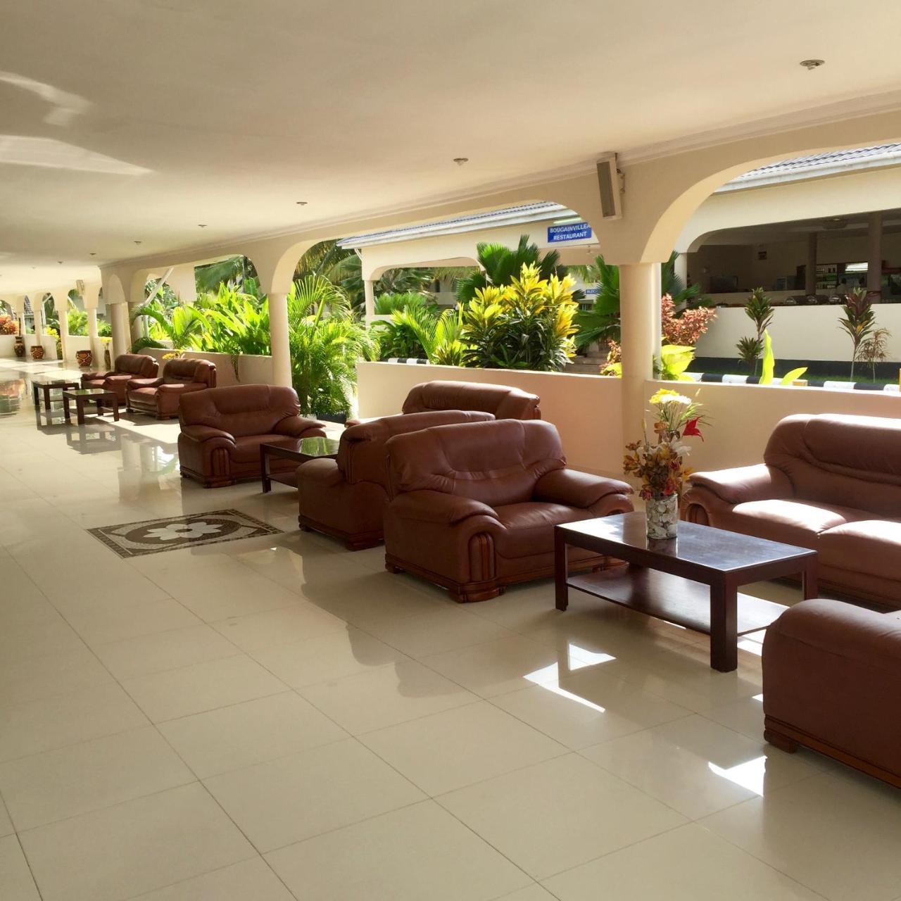 Oceanic Bay Hotel & Resort Багамойо Екстериор снимка